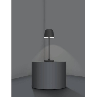Уличная настольная лампа MANNERA, 2,2W, USB TYPE-C,  Ø110, H340, осн.Ø110, алюминий,сталь, черный/пластик,белый Eglo 900457