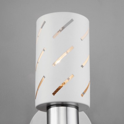 Настенный светильник с плафоном 20090/1 белый / хром Eurosvet