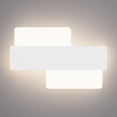 Настенный светодиодный светильник 40142/1 LED белый Eurosvet