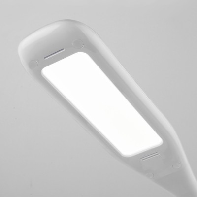 Светодиодная настольная лампа 80417/1 белый Eurosvet